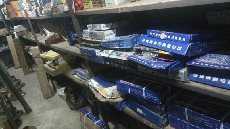 汽车底盘悬挂件代理加盟，如何把握行业脉搏**
